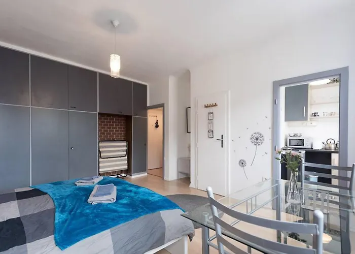Cute Red Star Center Apartment Vienna